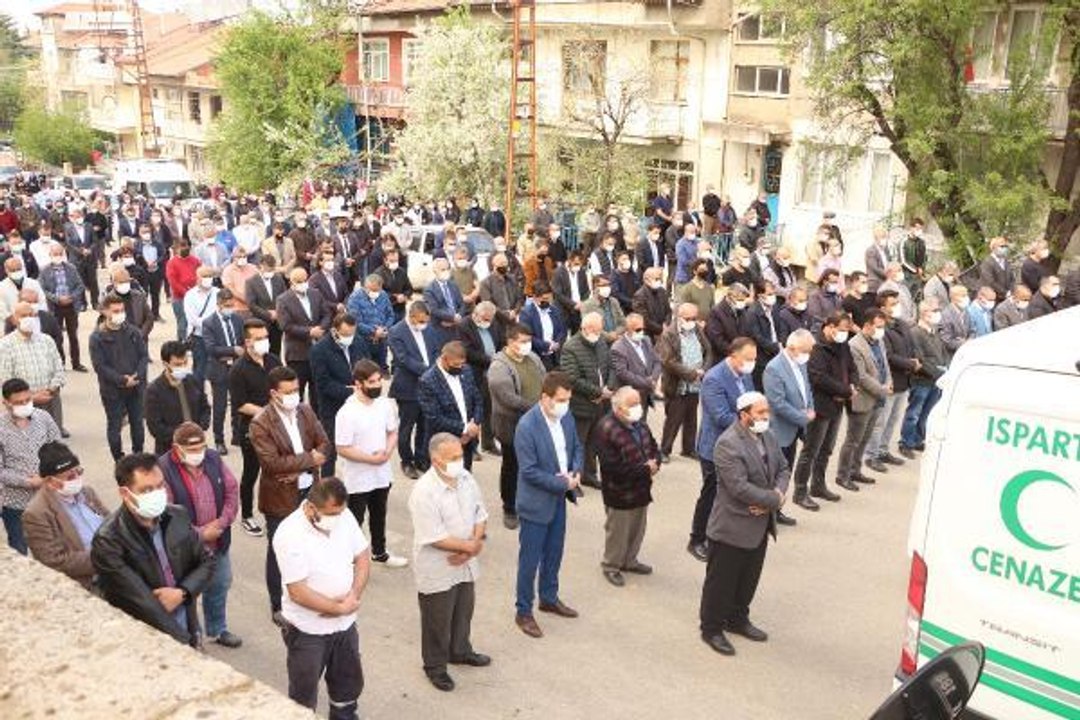 ISPARTA'DA GAZETECİ SONER TOROS, KORONAVİRÜSTEN YAŞAMINI YİTİRDİ