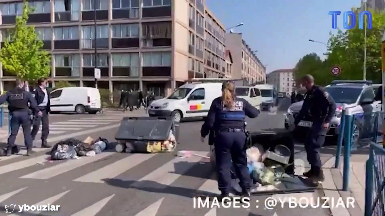 Blocus devant le lycée Alembert d'Aubervilliers !