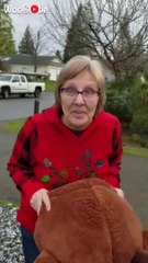 Mom Surprises Daughter For Christmas - Priceless Reaction