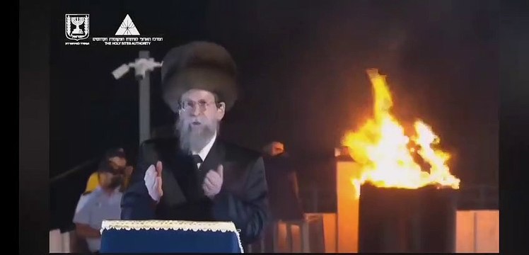 مقتل العشرات وجرح المئات خلال انهيار جسر في احتفال عيد يهودي