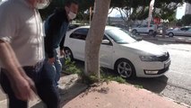 Antalya'da araç motoruna sıkışan kediyi kurtarmak için seferber oldular