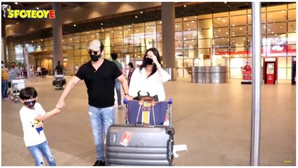 Arjun Bijlani Snapped With Family at The Airport