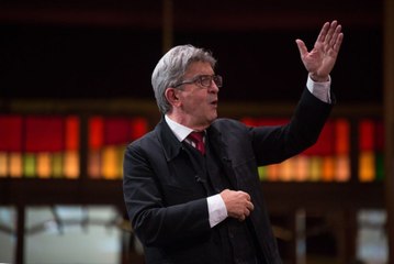 Brigades rouges : Mélenchon “adjure” Macron de ne pas extrader les terroristes italiens