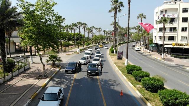 Mersin'de bazı bölgelerdeki araç yoğunluğu dikkat çekti