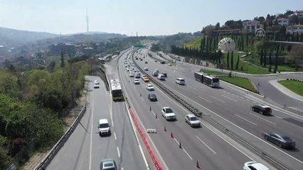 Son dakika haber: Polisin denetim yaptığı noktalarda uzun araç kuyrukları oluştu