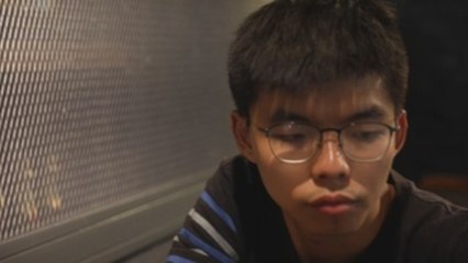 Condenan a activista hongkonés Wong por participar en la vigilia de Tiananmen