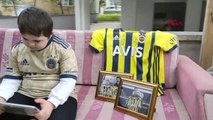SPOR Mesut Özil'den down sendromlu Efe'ye imzalı forma