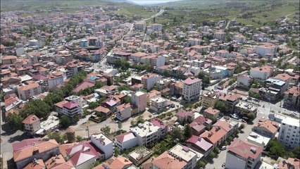 ADIYAMAN'DA CADDE VE SOKAKLAR BOMBOŞ