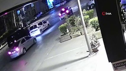 Hasta köpeği tedavi etmeye giden veteriner trafikte saldırıya uğradı