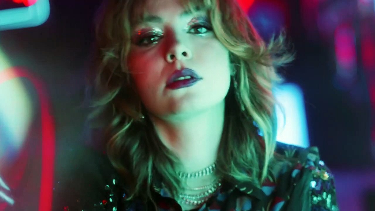 Michael Oakley - Is There Anybody Out There (Jon Campbell Edit) [Official Video]