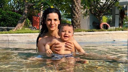 Natasa Stankovic की बेटे Agastya संग Pool Time photo हुई Viral | FilmiBeat