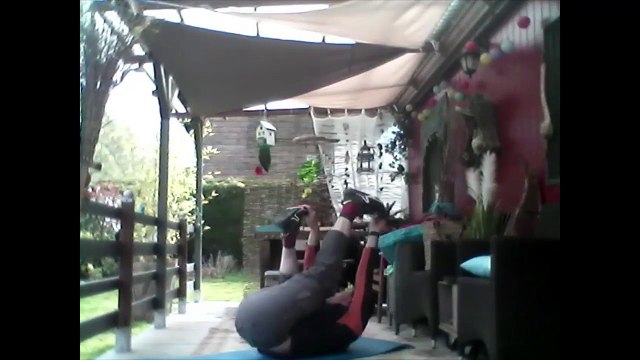 S2GMon-Mai4-Stretching-Hips yess-comp