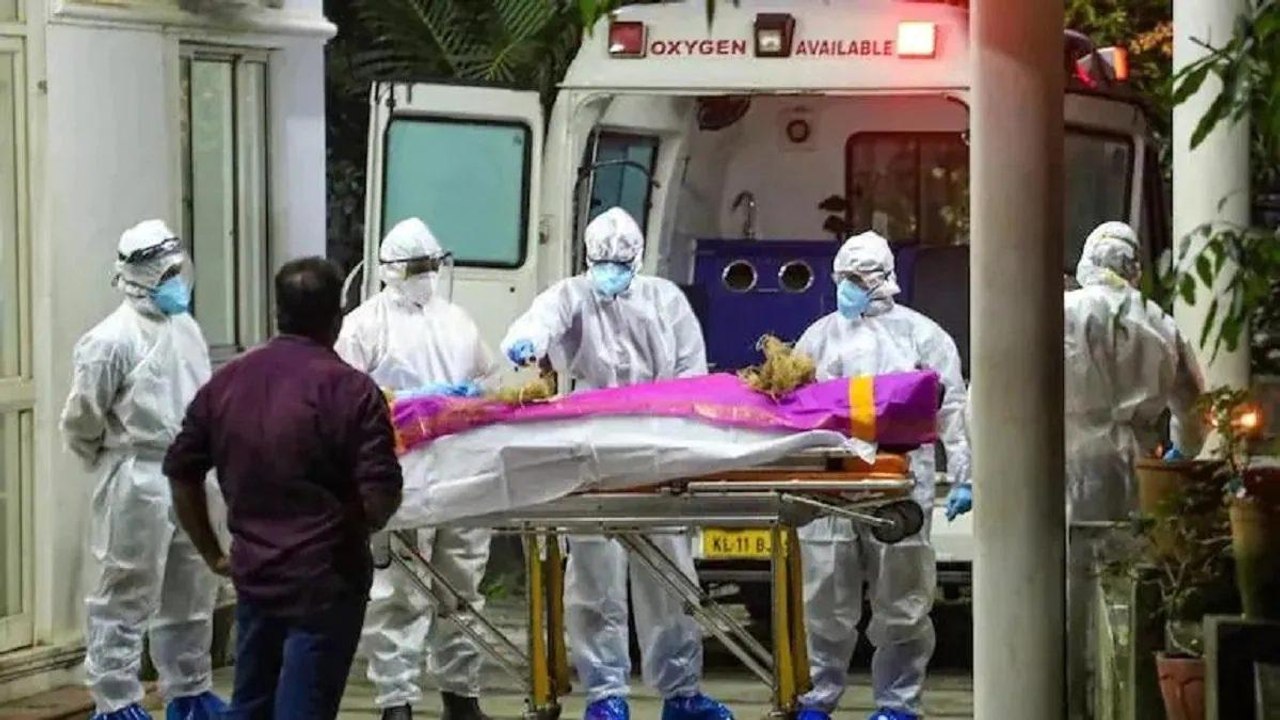 Difference between claims of beds and reality in hospitals!