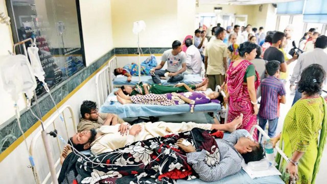 Oxygen-bed crisis still persists, all claims of UP govt fail