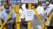 COVID Vaccine For 18+ : నోస్టాక్..వ్యాక్సిన్ కోసం జనం బారులు... Vaccines Shortage || Oneindia Telugu