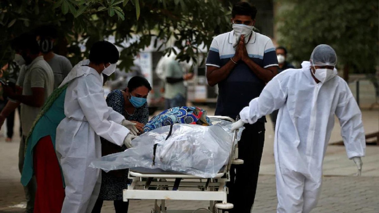 Coronavirus: When will oxygen shortage end in Delhi?