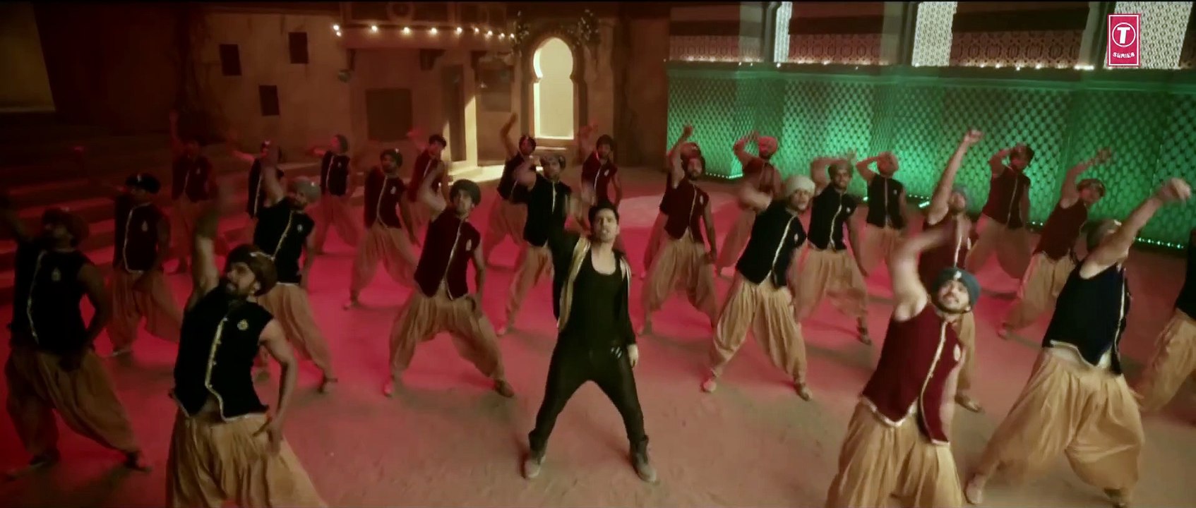 JAANEMAN_AAH__Full_Video_Song___DISHOOM___Varun_Dhawan__Parineeti_Chopra___Pritam___Latest_Song(1080p)