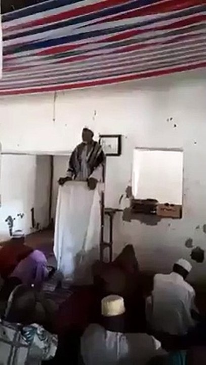 Guinée : Deux imams font La Khutba  ou le prêche à la même heure et dans la même mosquée