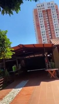 Una pareja cayó desde el piso número 12 de un edificio de departamentos en la av. Suárez Arana segundo anillo y av. Paraguá