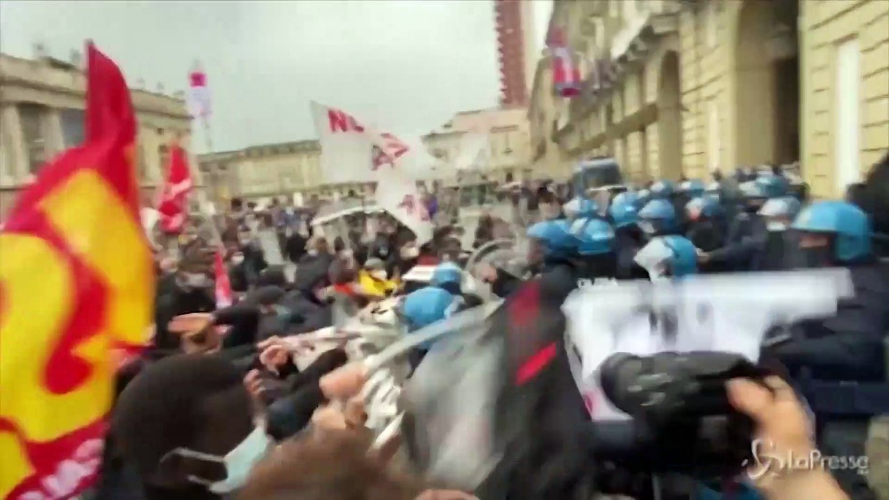 La Hongrie rouvre lieux de détente et de loisirs à condition de disposer d'une "carte d'immunité"