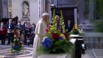 Papa inicia 'maratona de oração' contra a pandemia