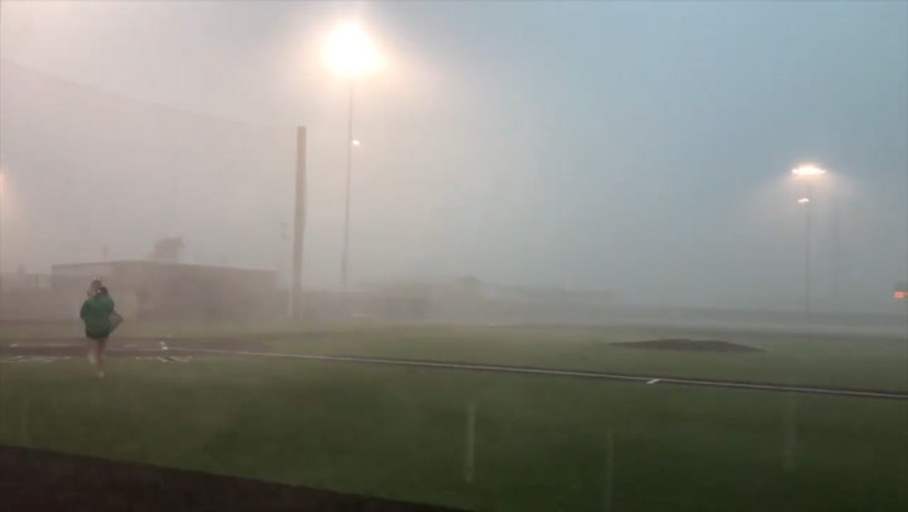 Downpours drench wide swaths of Texas