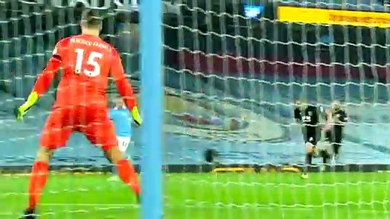 Dribbling Skills & Goals - Riyad Mahrez 2021