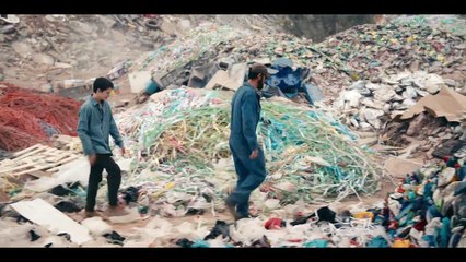 The Mosquito Coast - Inside the Episode Light Out