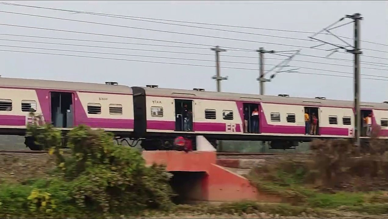 Crossing of Katwa Jn. to Bandel Jn. EMU & Malda Town Intercity at a beautiful place