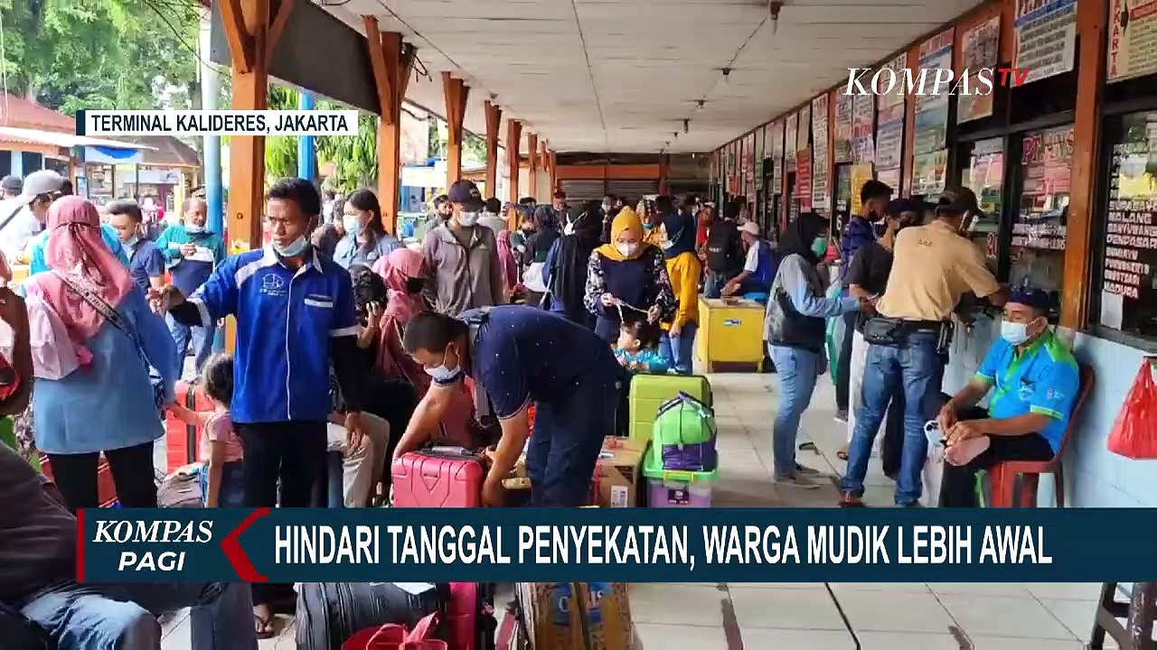Lalu Lintas Tol Japek Arah Jawa Barat dan Jawa...