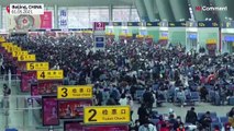 شاهد: اكتظاظ في المحطات وازدحام في المناطق السياحية خلال يوم عيد العمال في الصين