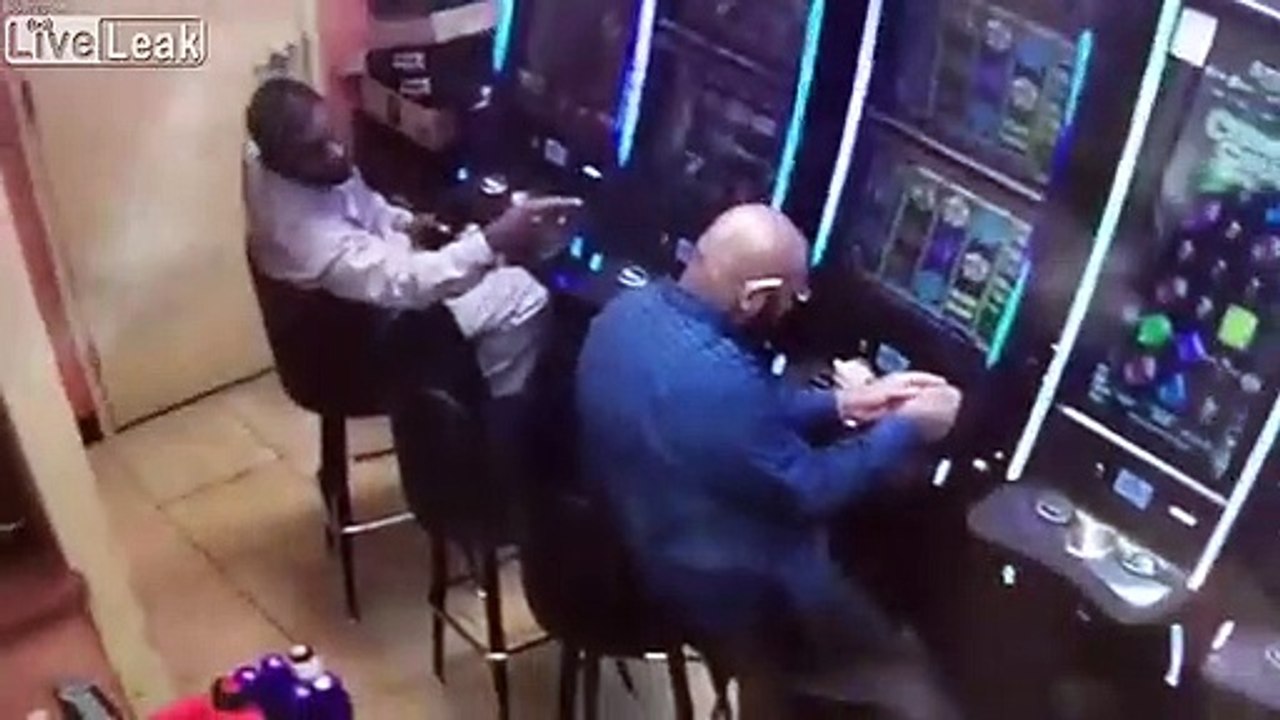 Il braque 7000€ d'une machine de jeu au Casino en l'ouvrant
