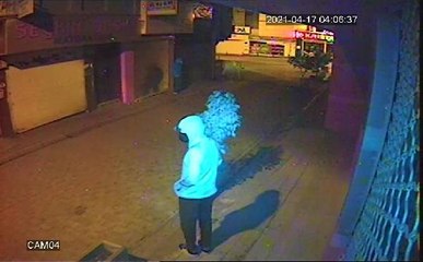 200 BİN LİRALIK DÖVİZ VE ALTIN HIRSIZLIĞI ŞÜPHELİLERİNDEN 1'İ YAKALANDI