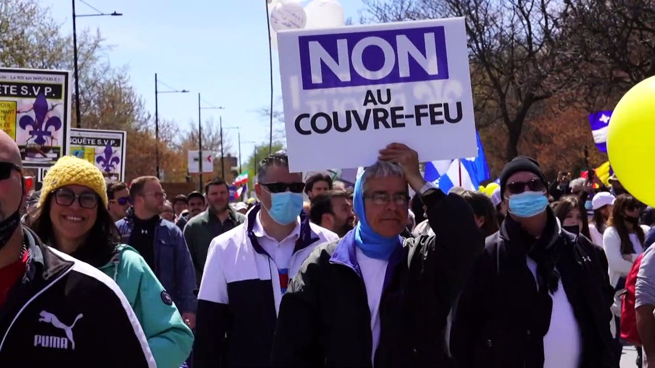 Zehntausende demonstrieren in Montréal gegen Corona-Beschränkungen