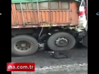 Çin'de tüyler ürperten kaza!