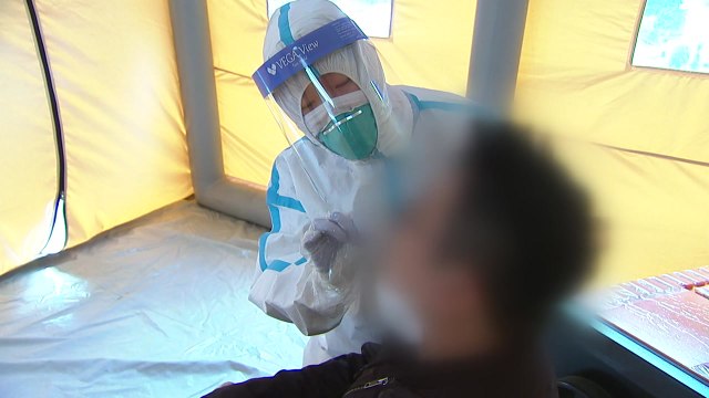 '가정의 달' 감염 확산 비상...거리두기 3주 더 연장 / YTN