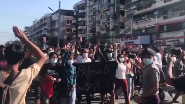 미얀마 시위대 최소 6명 사망...아세안 합의 이후 최다 / YTN