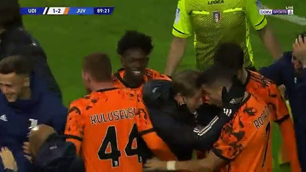 هدف كريستيانو رونالدو الثاني القاتل في مرمي اودينيزي بالدوري الايطالي - بطولات