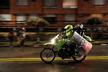 - Kolombiya'da tartışmalı vergi reformu paketi geri çekildi