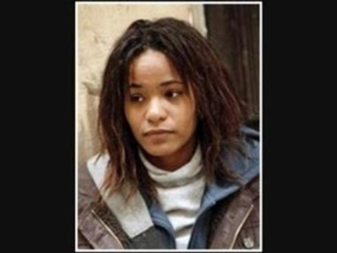 Plus belle la vie présentation par maïdi roth