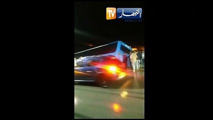 إنحراف حافلة تابعة لمؤسسة النقل الحضري وشبه الحضري لولاية ڨالمة بسبب الأمطار المتساقطة