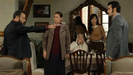 Oyuncu Murat Ünalmış, kendisine "Hıyar oğlu hıyar" diyerek hakaret eden Kerem Alışık'tan şikayetçi oldu