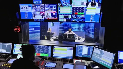 Eric Ciotti : "Nous sommes différents avec Marine Le Pen, elle est blonde et j'ai été brun !" (Canteloup)
