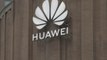 Huawei pierde su liderazgo en móviles y sale del 'top 5' tras 2 años de veto