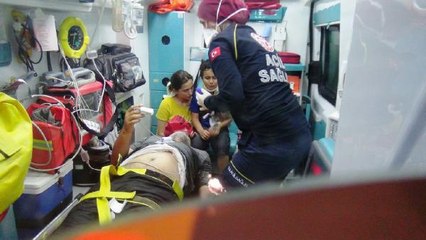 ÇOCUKLARINI KURTARMAK İSTEDİKLERİ SU KUYUSUNA ANNE- BABA DA DÜŞTÜ; KURTARILAN AİLE HASTANEYE KALDIRILDI