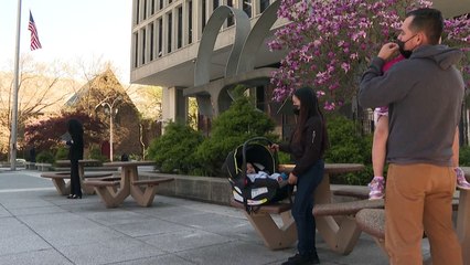 A un mes de su llegada a EEUU, migrantes se topan con una dura realidad