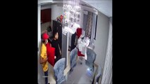 Tres hombres armados asaltan otro en su apartamento en Sabana Perdida