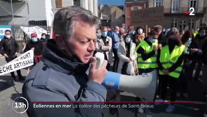 Saint-Brieuc : les pêcheurs se mobilisent contre la construction d'un grand parc éolien en mer