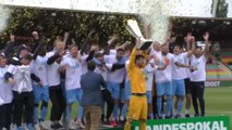 Brand mit der Erlösung: Viktoria Berlin feiert Pokal-Sieg