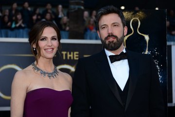 Jennifer Garner Reportedly "Isn't Bothered" by Ben Affleck and J.Lo's Reunion